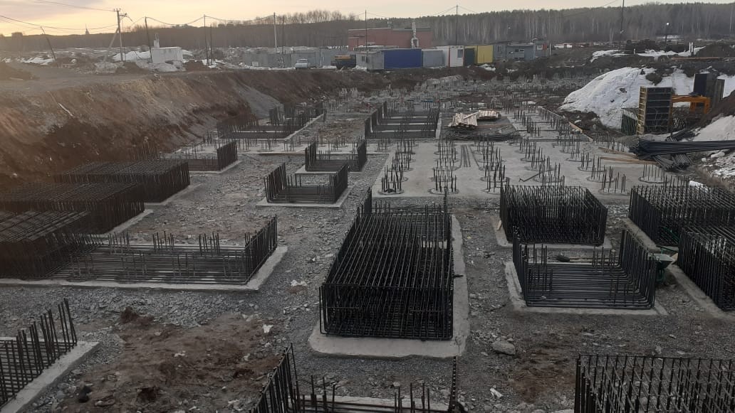 Микрорайон IV жилого района на ул. Университетская Набережная. Жилой дом № 18.