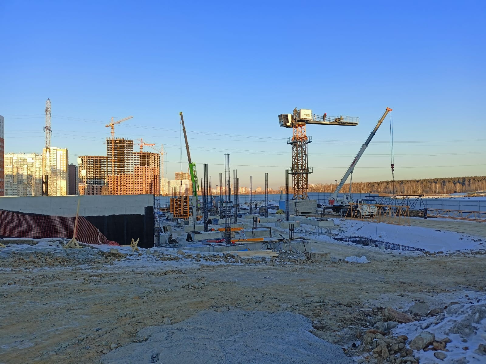 Многоэтажная автостоянка